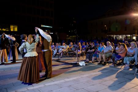 Folklorni večer_Rakek in Burja (33)